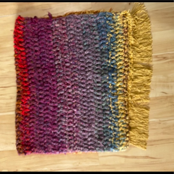Hand knitted chunk scarf made by @cattheoptimist - Picture 3 of 4